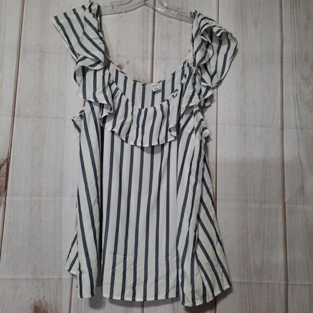 Old Navy‎ Blouse Ladies Extra Large white and blue sleeveless
